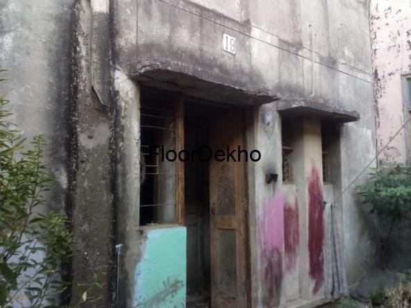 28 Mtr Expendable Plot for sale in Rohini sector 22 Delhi