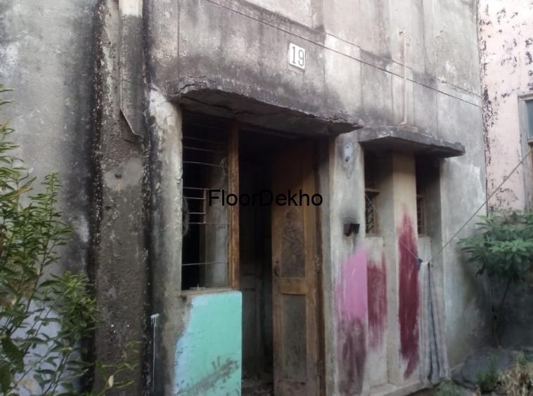 28 Mtr Expendable Plot for sale in Rohini sector 22 Delhi