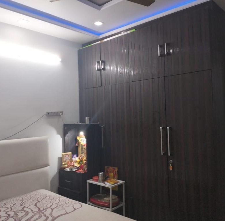 3 BHK Builder Floor 32 MTR Joda For Sale In Rohini Sector 24 Delhi With Lift Car Parking 32 + 32 Mtr