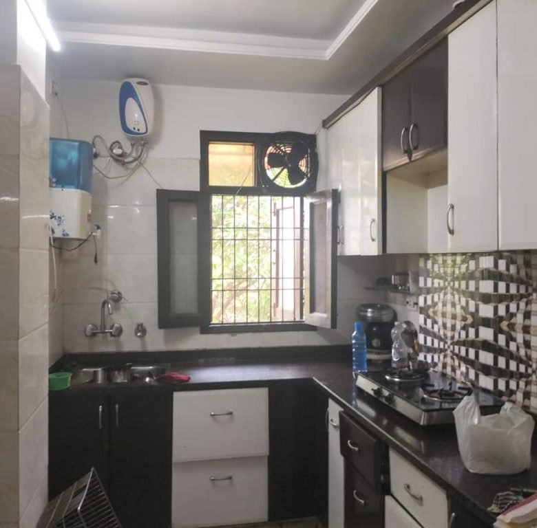 3 BHK Builder Floor 32 MTR Joda For Sale In Rohini Sector 24 Delhi With Lift Car Parking 32 + 32 Mtr