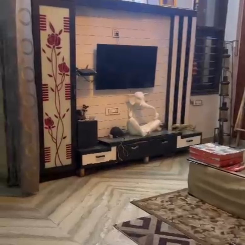 4BHK Builder Floor For Sale in Raja Park Rani Bagh Delhi (135 Square Yards)
