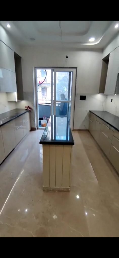 Luxury 250 Gaj 4 BHK Builder Floor For Sale In Rohini Sector 23 Delhi Lift Car Parking