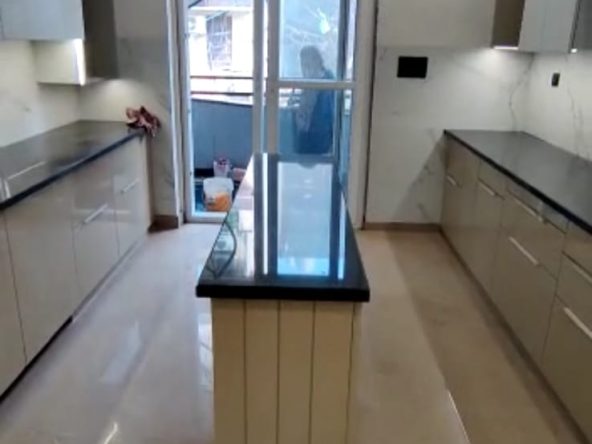 Luxury 250 Gaj 4 BHK Builder Floor For Sale In Rohini Sector 23 Delhi Lift Car Parking