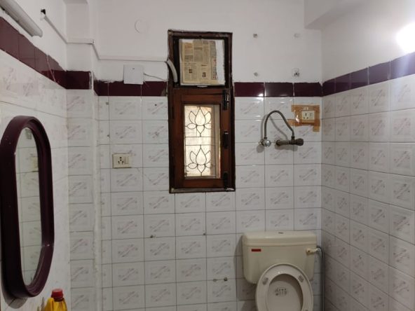 3 bhk Flat For Sale In Rashmi Apartments Pitampura Delhi