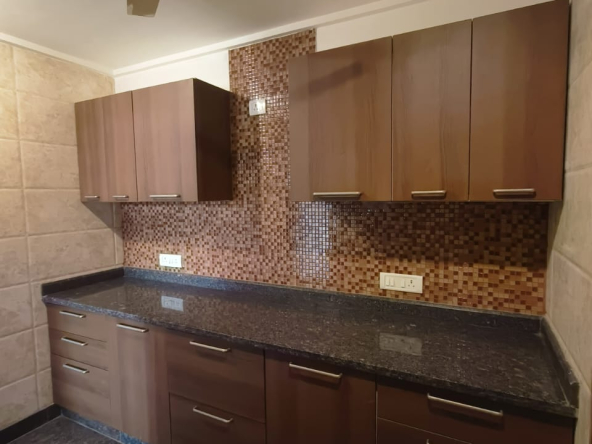 Park Facing 1872 SqFt Builder Floor For Sale In Sainik Vihar Pitampura Delhi