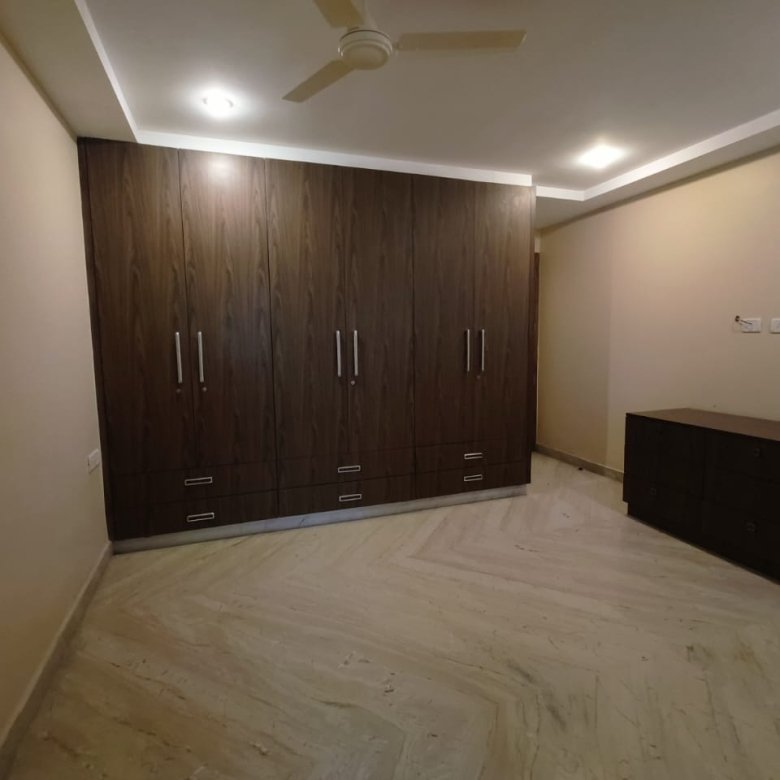 Park Facing 1872 SqFt Builder Floor For Sale In Sainik Vihar Pitampura Delhi