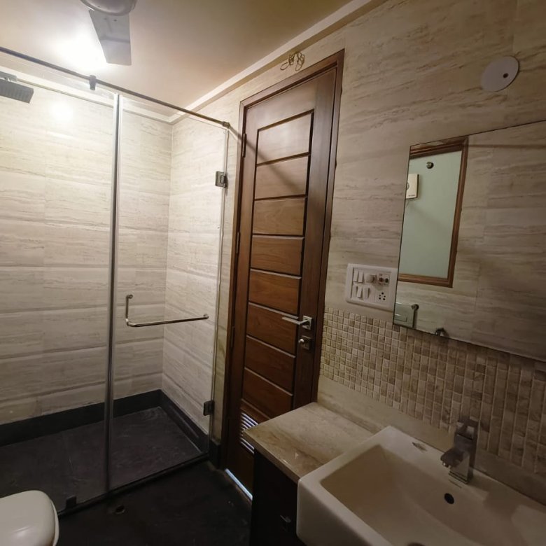 Park Facing 1872 SqFt Builder Floor For Sale In Sainik Vihar Pitampura Delhi