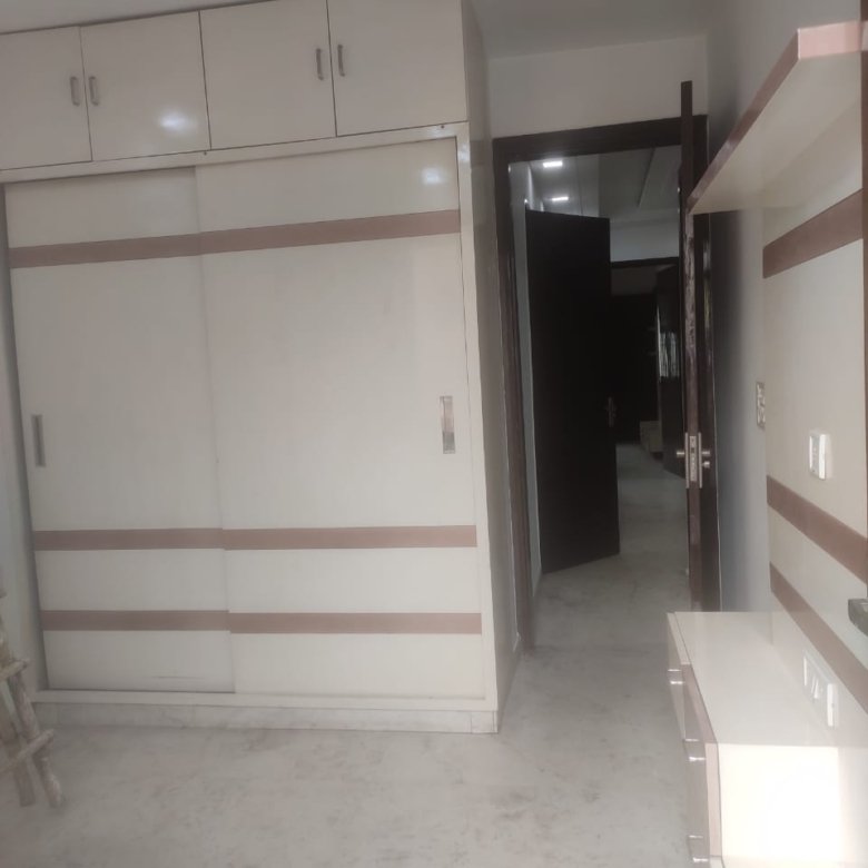3 BHK Builder Floor For Sale In CU Block Pitampura Delhi