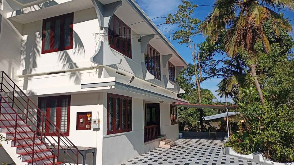 1st floor house for rent