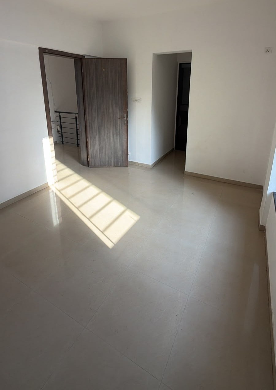 Spacious 3 BHK Corner Row house in a gated community (Ivy Estate) for rent