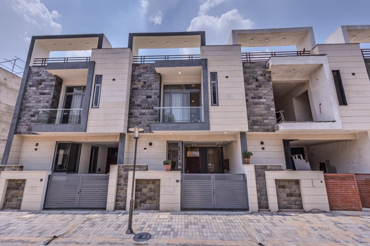 159 Ebenezer royal meadows 4 BHK luxury villa